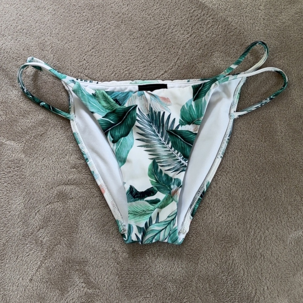 LA Hearts Palm Leaf Bikini Bottoms